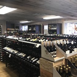 Falmouth Wine & Spirits - Nicely curated wine selection