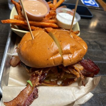 Burger Bench - Smokehouse and sweet potato fries! - American Near Me - Escondido, California
