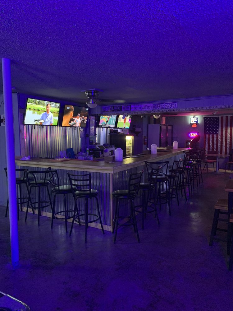 HUNTER’S CORNER Updated September 2024 1806 Quintana Rd, San