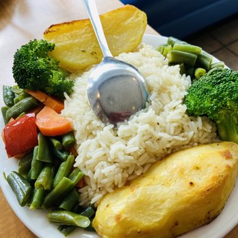 Ramies Greek Restaurant - Veggies and rice - Greek Near Me - Burnaby, British Columbia