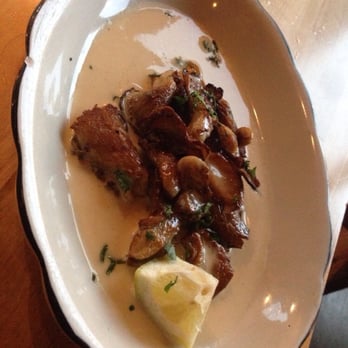 Mott St - Oyster mushrooms - Asian Fusion Near Me - Chicago, Illinois