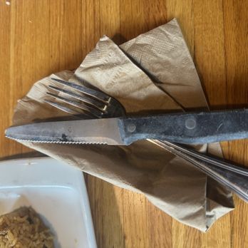Applebee's Grill + Bar - Dirty silverware - American Near Me - Salem, Virginia