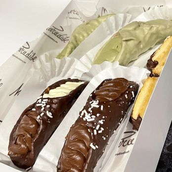 New Paradise Bakery - Bakeries Near Me - Chicago, Illinois