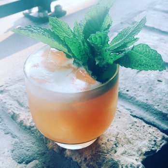 The Walk In Chicago - the Get Down cocktail - Cocktail Bars Near Me - Chicago, Illinois