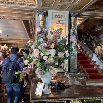 Ladurée - Macarons Near Me - Paris, 75 Ladurée - Macarons Near Me - Paris, 75