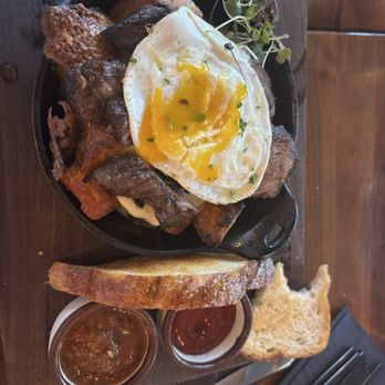 Blackstone Kitchen - New American Near Me - Corona, California