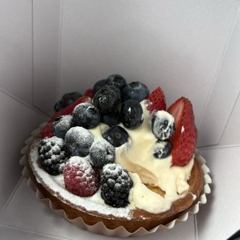 Paris Baguette - Bakeries Near Me - Brea, California