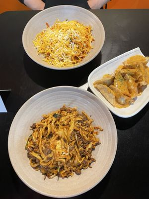 The Bulgogi + Dukuhbee Noodle by null