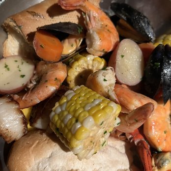 The Pearl - Seafood Boil - New American Near Me - Dublin, Ohio The Pearl - Seafood Boil - New American Near Me - Dublin, Ohio
