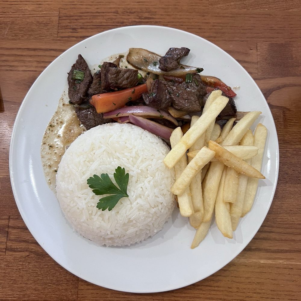 De Paso - Lomo Saltado - Peruvian Near Me - Vacaville, California