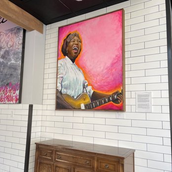 Table 33 - Decor - Breakfast & Brunch Near Me - Dayton, Ohio