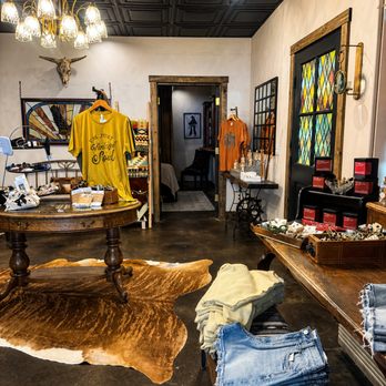 White Buffalo - Women's Clothing Near Me - Julian, California White Buffalo - Women's Clothing Near Me - Julian, California
