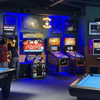 Walter’s Billiards - Arcade selection - Pool Halls Near Me - Spring Valley, Nevada Walter’s Billiards - Arcade selection - Pool Halls Near Me - Spring Valley, Nevada