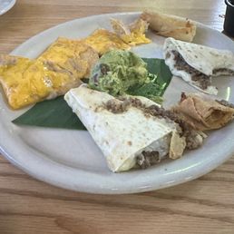 Appetizer - 1/2 an order - Nachos, flauta, quesadilla Appetizer - 1/2 an order - Nachos, flauta, quesadilla