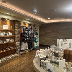 Qua Baths And Spa - Spa store.