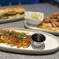 Dave & Buster's Ala Moana - Kickin' Chicken Potstickers - spicy, flavorful, but really salty