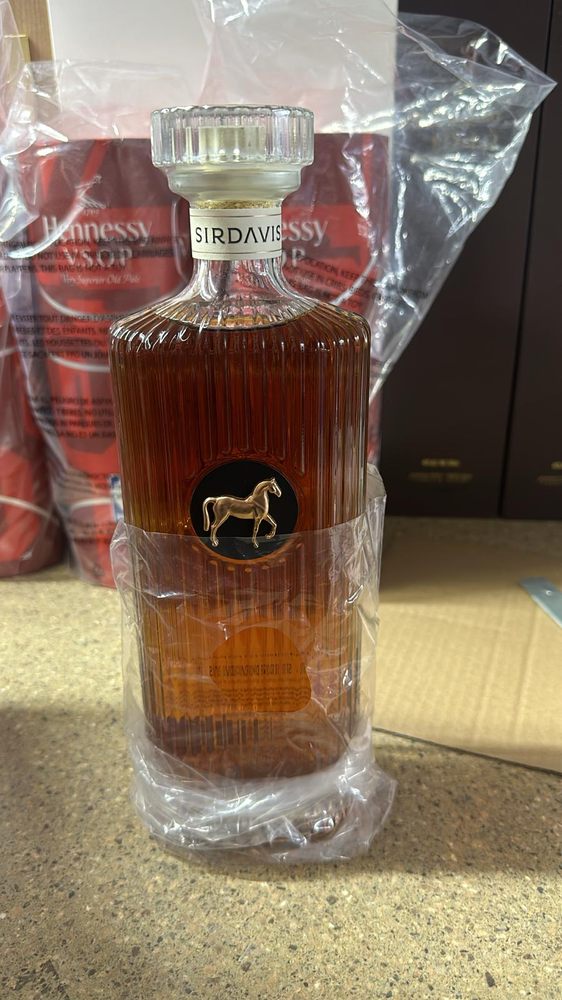 Sam Liquor Store, San Diego Roadtrippers