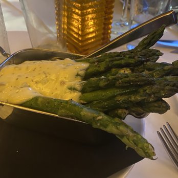 333 Pacific - Asparagus Béarnaise, this was really good - Steakhouses Near Me - Oceanside, California