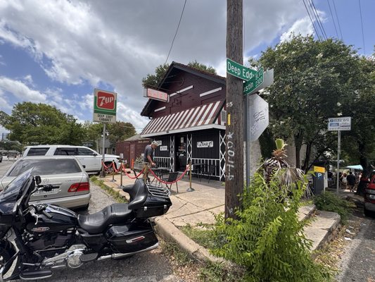 Deep Eddy Cabaret by null