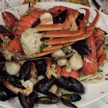 Sammys Fish Box - THE MONSTER ,JAM OF SEAFOOD  PLATES.  THIS TOPS ANY PORTION  AND  VARITY  IN NEWTOWN OR ANY OTHER PART IN C.T. - Seafood Near Me - Bronx, New York
