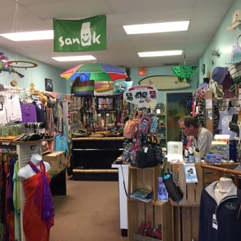 Suncoast Beach - Souvenir Shops Near Me - Dunedin, Florida Suncoast Beach - Souvenir Shops Near Me - Dunedin, Florida
