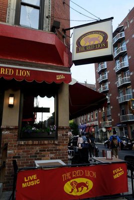 The Red Lion | NYC by null