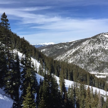 Arapahoe Basin Ski Area - View from the lift - Ski Resorts Near Me - Dillon, Colorado Arapahoe Basin Ski Area - View from the lift - Ski Resorts Near Me - Dillon, Colorado