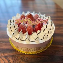 Sheng Kee Bakery - Strawberry mousse