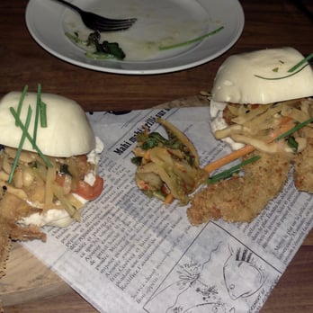 Jellyfish Crudo + Charbon - Softshell crab on a steamed bun with kimchi. Excellent. Big enough for 2. - Modern European Near Me - Montreal, Quebec Jellyfish Crudo + Charbon - Softshell crab on a steamed bun with kimchi. Excellent. Big enough for 2. - Modern European Near Me - Montreal, Quebec