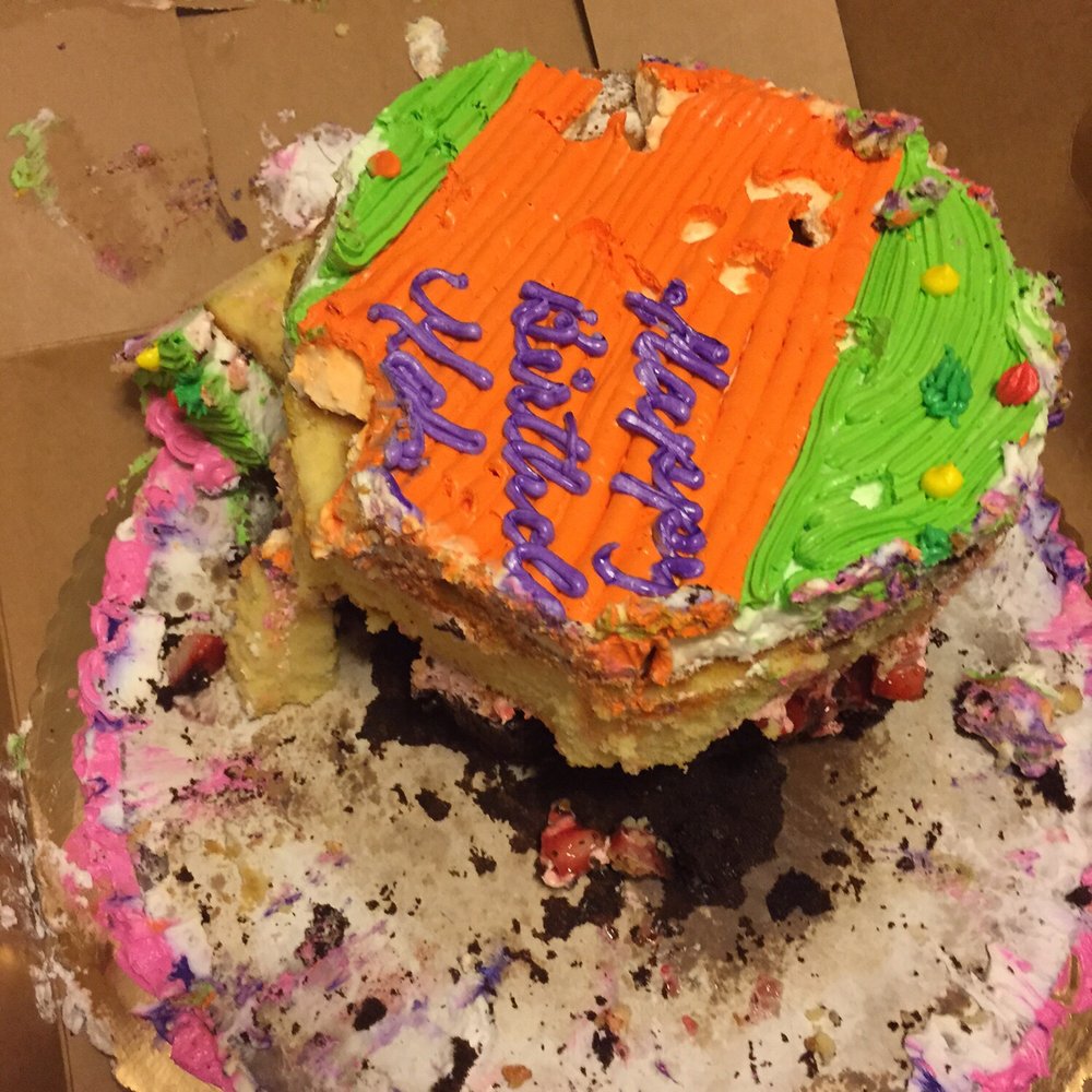Pierre's Bakery - Pierres Bakery in Berwyn cake . tasted like refrigerator!!!!!! - Bakeries Near Me - Berwyn, Illinois Pierre's Bakery - Pierres Bakery in Berwyn cake . tasted like refrigerator!!!!!! - Bakeries Near Me - Berwyn, Illinois