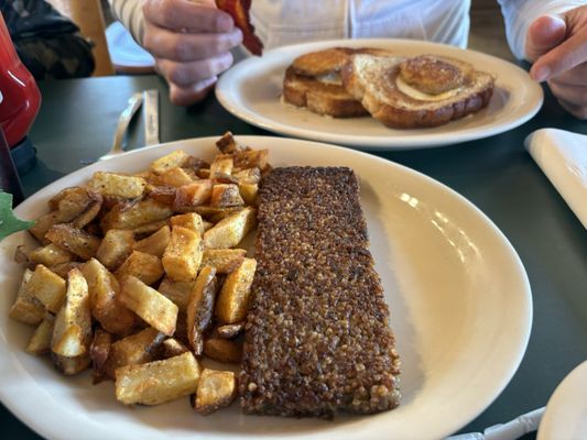 West Shine Family Restaurant by null