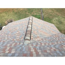 Affordable Roofing, Siding and Gutters - Incorrect shingle pattern.