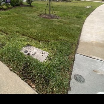 Advanced Lawn & Garden - Front yard - Gutter Services Near Me