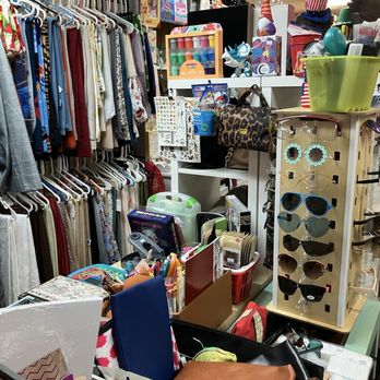 Pet Lovers Litas Thrift Boutique - Community Service/Non-Profit Near Me - Davie, Florida Pet Lovers Litas Thrift Boutique - Community Service/Non-Profit Near Me - Davie, Florida