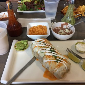 Bien Chido - Mexican Near Me - Plano, Illinois