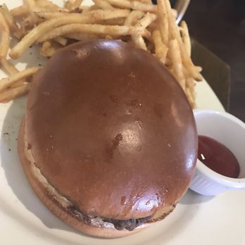 Cafe Monte - Kids burger plain - French Near Me - Charlotte, North Carolina