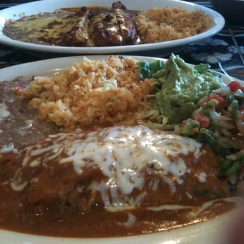 El Nogalito - Awesome beef chile relleno - Mexican Near Me - Terrell, Texas