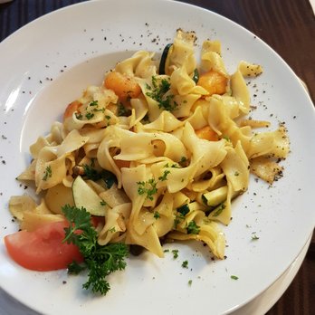Regulator - Pasta mit Kürbis - Beer Garden Near Me - Bad Zwischenahn, NI