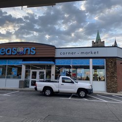 Shell Gas Station - Front entrance