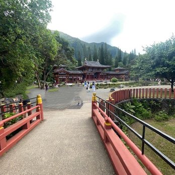 Byodo-In Temple - Buddhist Temples Near Me - Kaneohe, Hawaii