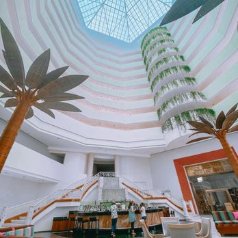 Iberostar Selection Cancún - Lobby/Bar - Hotels Near Me - Cancún, ROO Iberostar Selection Cancún - Lobby/Bar - Hotels Near Me - Cancún, ROO