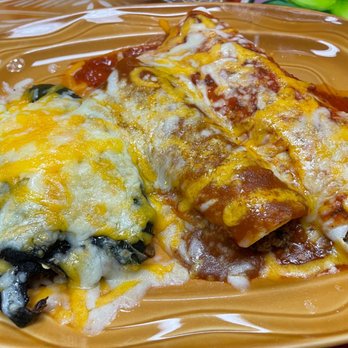 Los Magueyes Mexican Restaurant - Ocala - Chili relena (so), enchilada, burrito - Mexican Near Me - Ocala, Florida