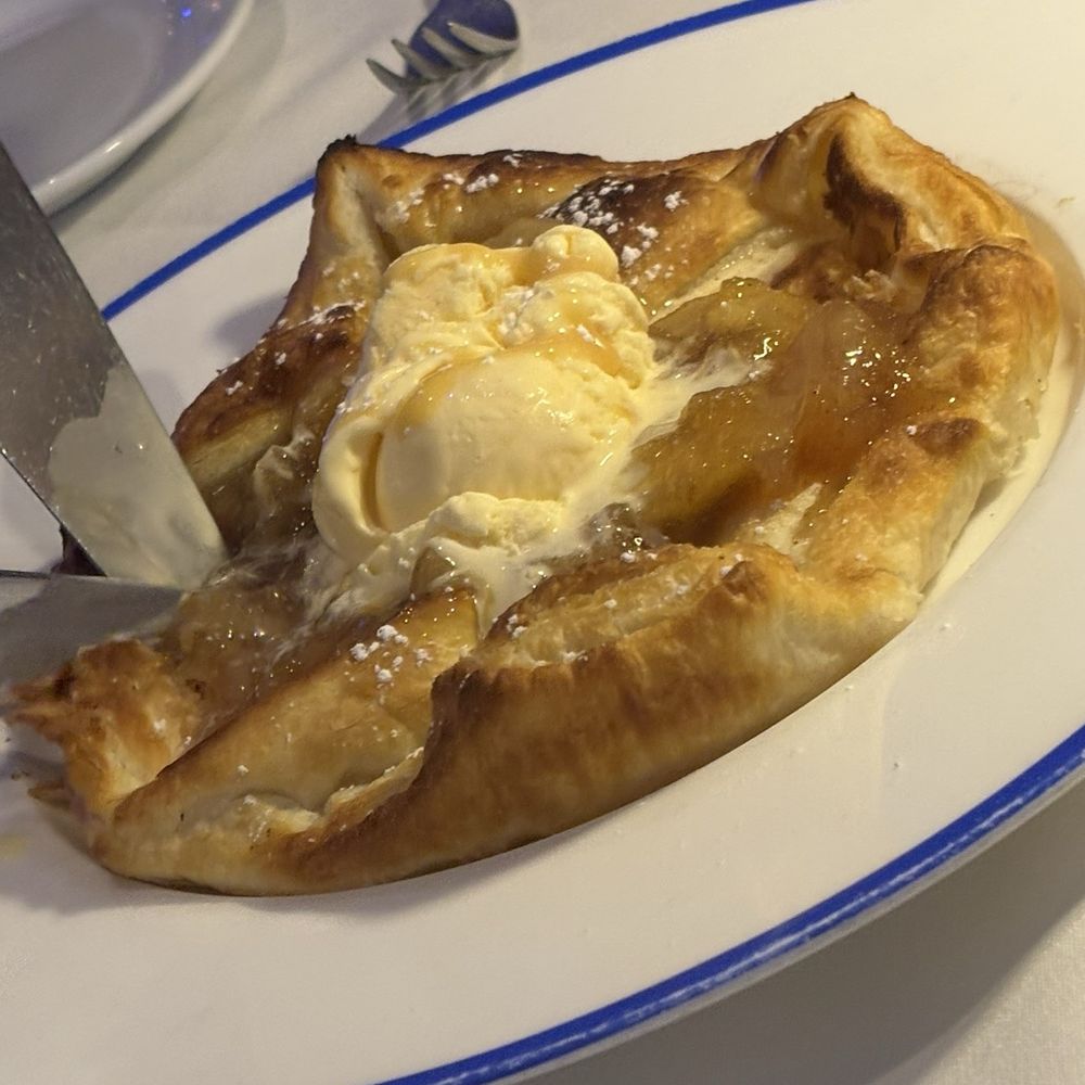 Milopita Apple pastry can serve 4