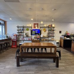 Cafe Tapioca - Inside