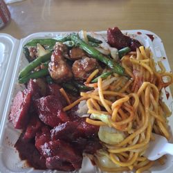 Sam’s Palace - Chowmein, bbq pork, and green bean chicken