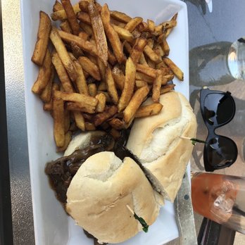 Twisted Fork - Beef sandwich - Canadian (New) Near Me - Mount Albert, Ontario