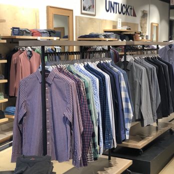UNTUCKit - UNTUCKit NorthBridge - Men's Clothing Near Me - Chicago, Illinois