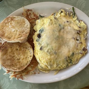 Willow & Jim's Country Cafe - The bacon and mushroom omelet was so good! - American Near Me - Silvana, Washington Willow & Jim's Country Cafe - The bacon and mushroom omelet was so good! - American Near Me - Silvana, Washington