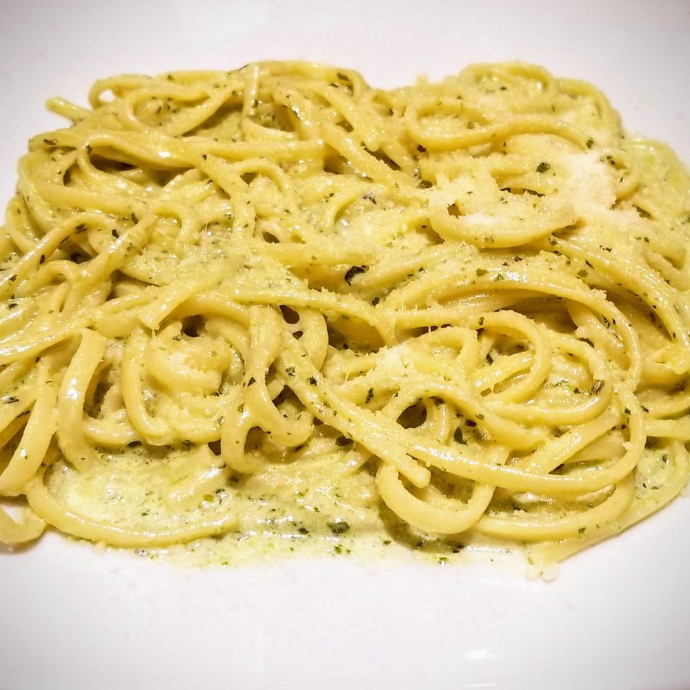 Caffe Leonardo - Loved this pesto, more garlic than basil - Pizza Near Me - Rome, RM Caffe Leonardo - Loved this pesto, more garlic than basil - Pizza Near Me - Rome, RM