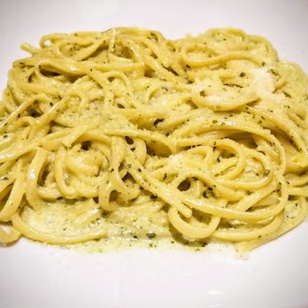 Caffe Leonardo - Loved this pesto, more garlic than basil - Pizza Near Me - Rome, RM Caffe Leonardo - Loved this pesto, more garlic than basil - Pizza Near Me - Rome, RM